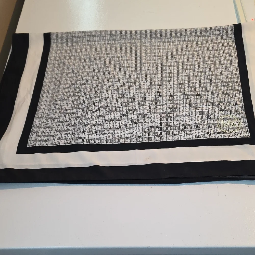 Michael Kors Rectangular Logo Scarf Black White Monogram Oblong Lightweight Wrap